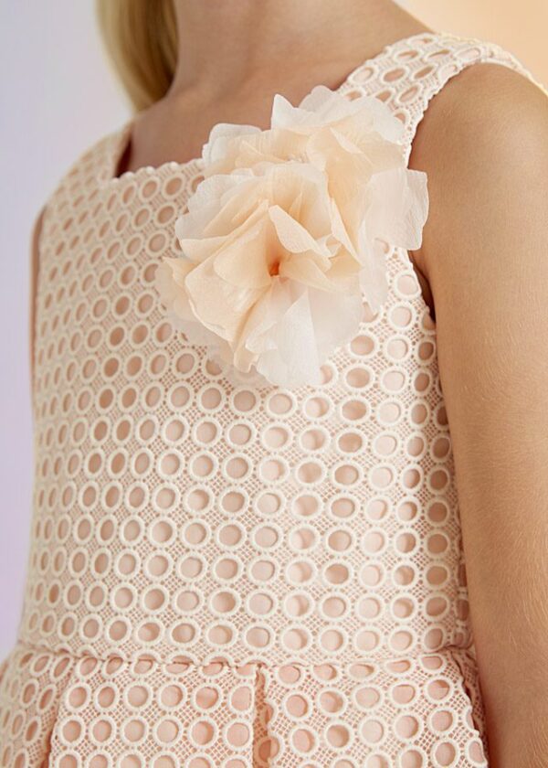 Vestido de tirantes de guipur de niña. - Imagen 3