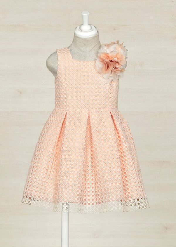 Vestido de tirantes de guipur de niña. - Imagen 5