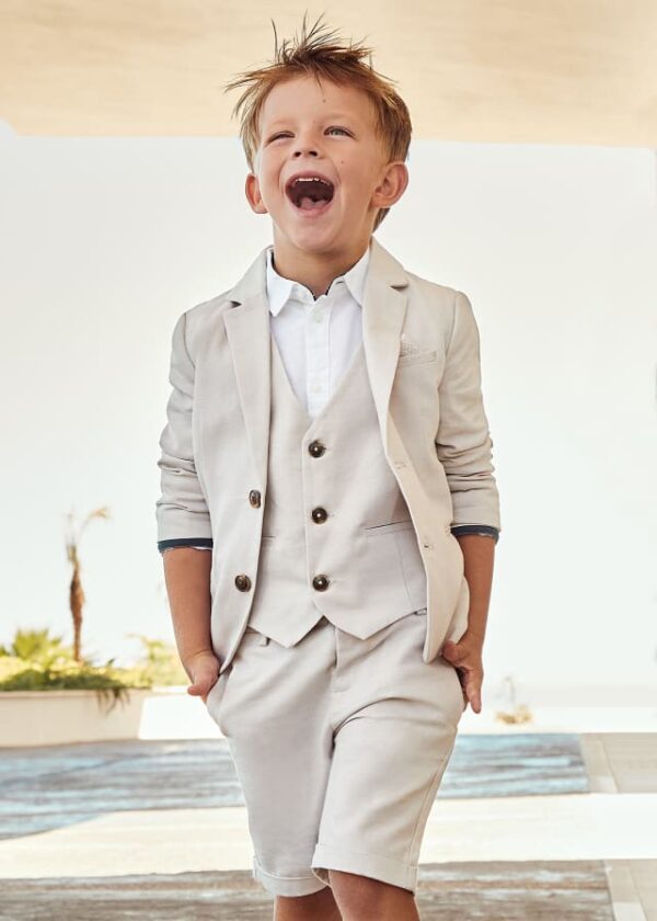 Bermuda con cintura ajustable en lino para niño