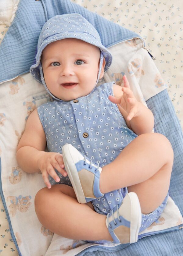 Pelele y gorro plana
