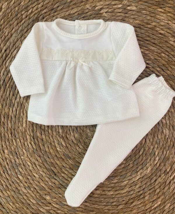 Conjunto Polaina Cabriel , Crudo