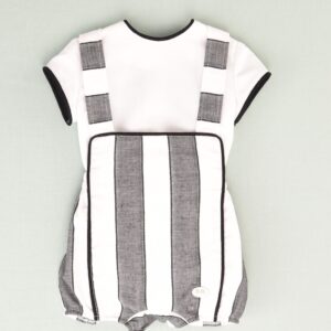 Conjunto Rayas negras bebé