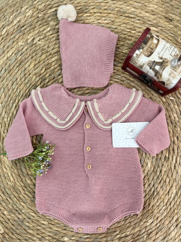 Pelele con gorro nomo combinado