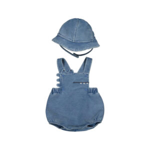 Peto corto y gorro